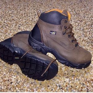 HYTEST Man's  steeltoe boot 👞